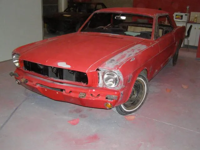 Ford Mustang Shelby GT350 image 3