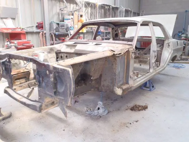 Ford ZD Fairlane image 2