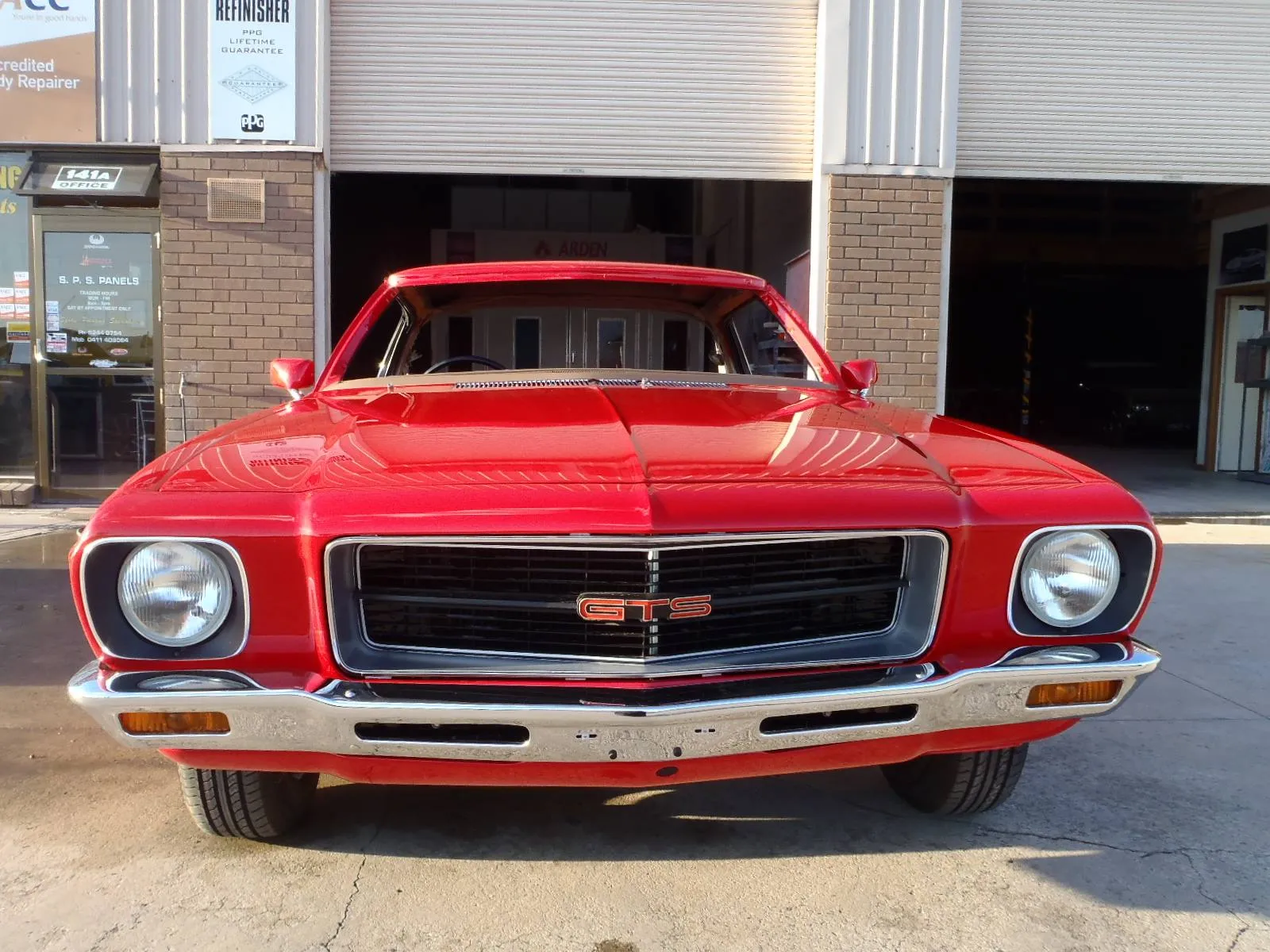 Holden HQ Monaro image 1