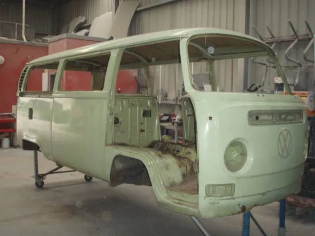 Volkswagen Kombi image 7